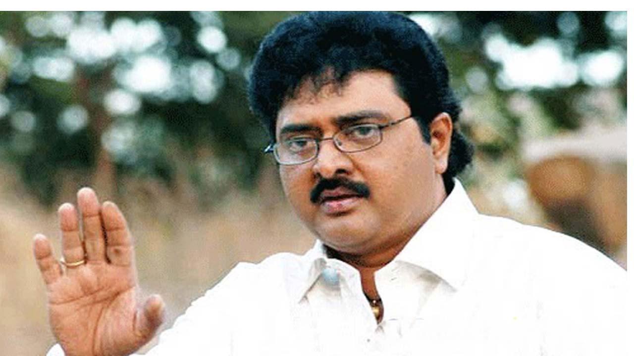 Actor Sudhakar son to become a hero