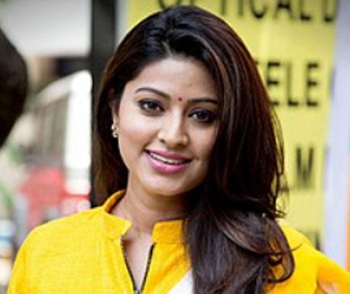 Actress Sneha Told about her Favorite Heroes in Tollywood