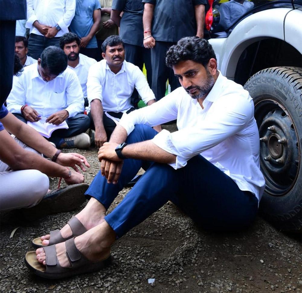 After Chandrababu Arrest YSRCP Eye on Lokesh