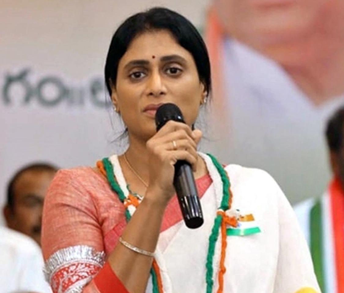 Again YS Sharmila Attacked on YS Jagan