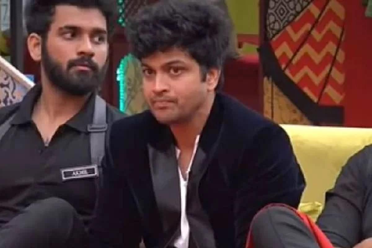 Akhil and sohail getting tested by Bigg boss