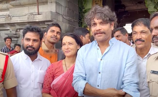 Akkineni Nagarjuna visits Tirumala Srivari temple 