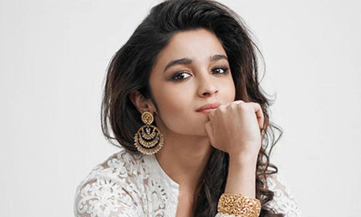 Alia Bhatt finally joins RRR Shooting