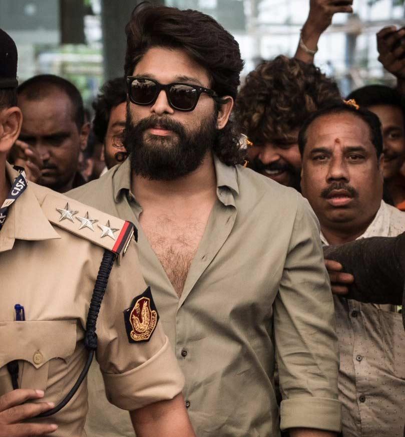  Allu Arjun has arrived in Visakhapatnam 