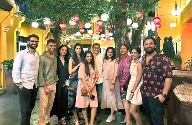 Allu Arjun is seen enjoying with Chiranjeevi daughters 