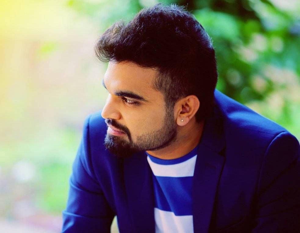 Amaravati JAC warns Anchor Pradeep