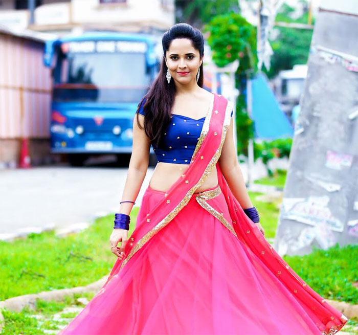 Anasuya Counters on Arjun Reddy