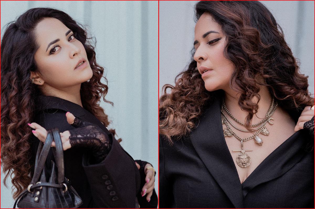 Anasuya eye feast in revealing black outfit