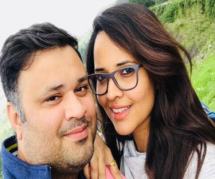 Anasuya Eye on Her Husband Acting Entry