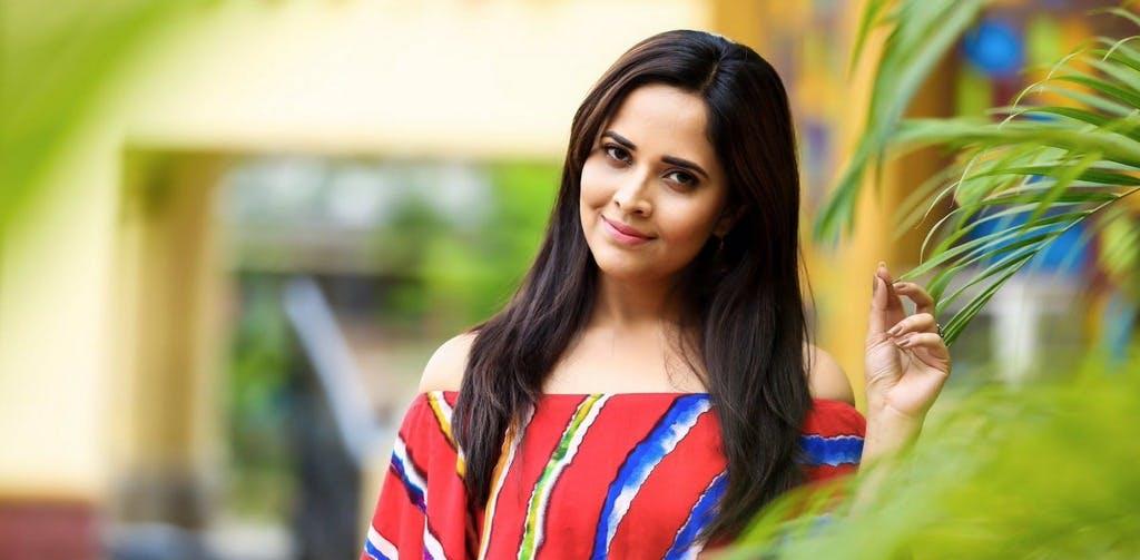 Anasuya is also to be prone?