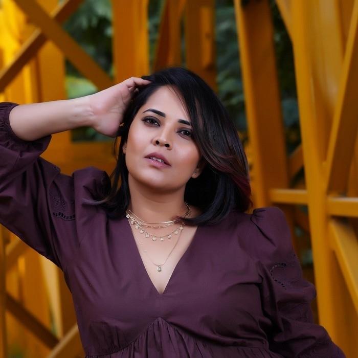 Anasuya Shocking Remuneration For Pushpa