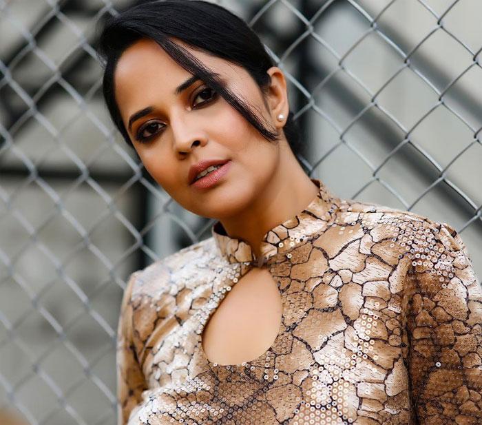 Anchor Anasuya fires on Netizen 