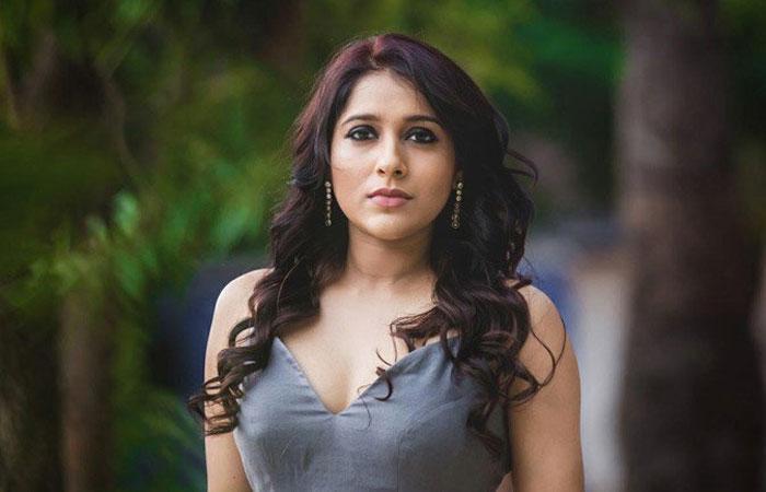 Anchor Rashmi Answers to netizens Questions