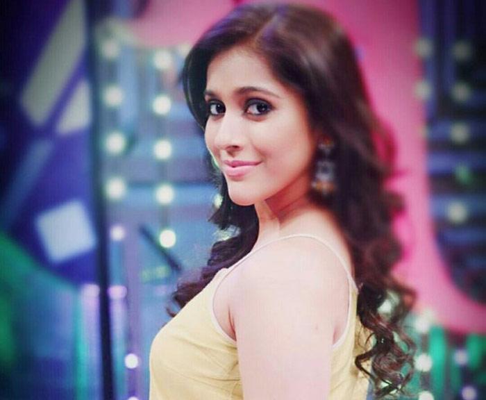 Anchor Rashmi Gautam Suffering From Rare Disease
