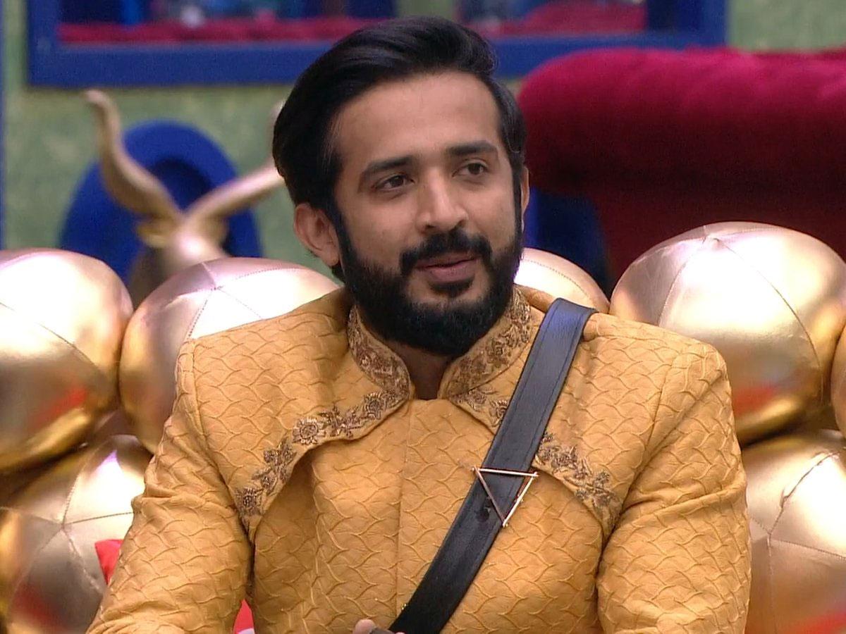 Anchor Ravi remuneration for Bigg Boss 5 Telugu