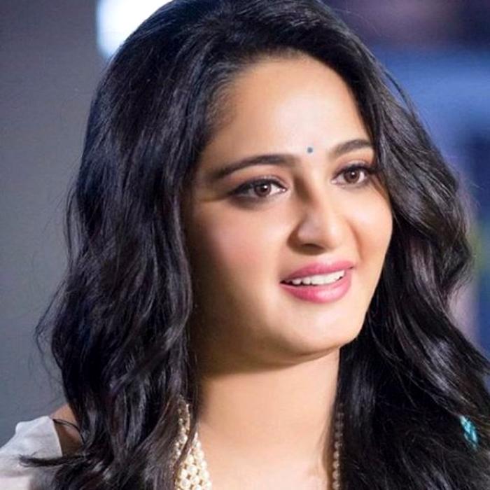 Anushka Item Song in 'Bharath Ane Nenu' Movie