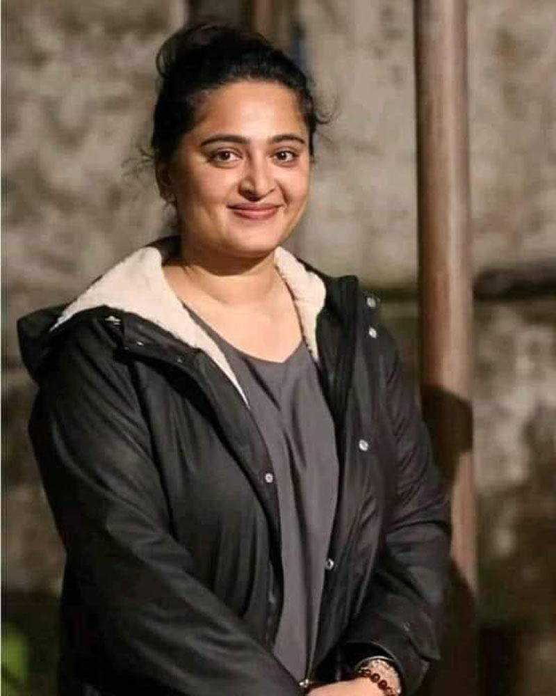 Anushka latest look viral