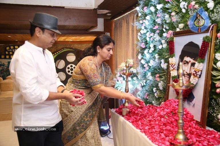 Atrocious trolling on Pavitra Lokesh