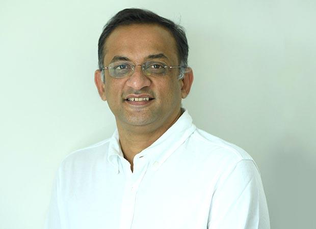 Baahubali Producer Throws Punch On Which Hero?