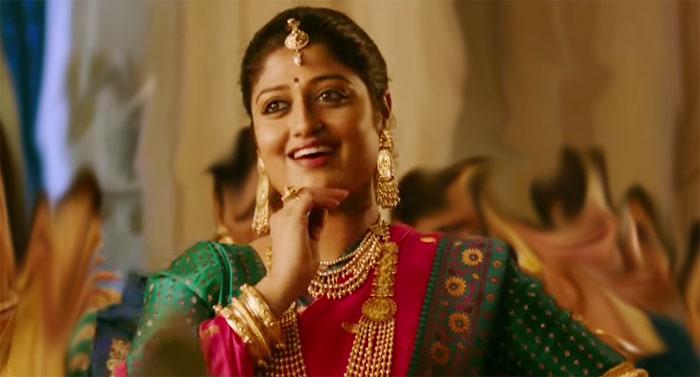 Bahubali actress photo in dating app