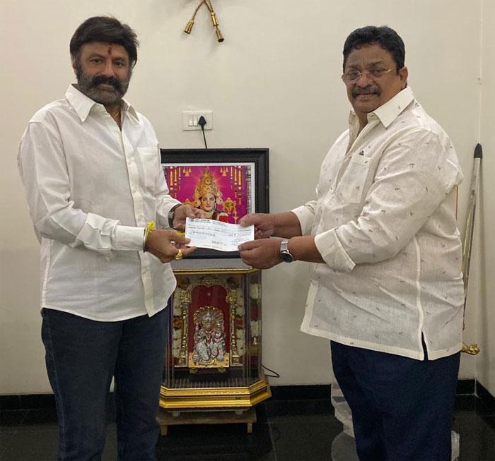 Balakrishna Announces Rs 1 Crore 25 Lakhs