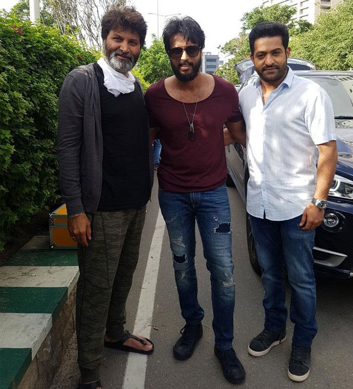 Balakrishna Joins NTR's Aravinda Sametha!