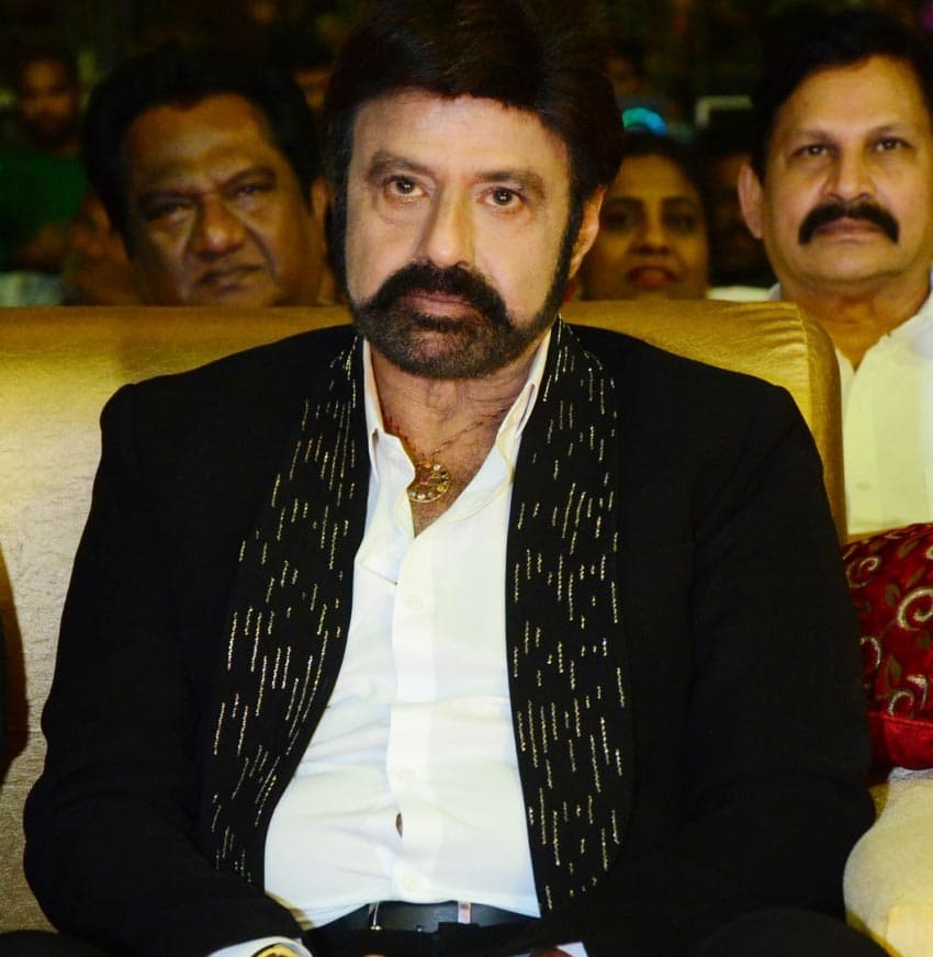  Balayya should apologize