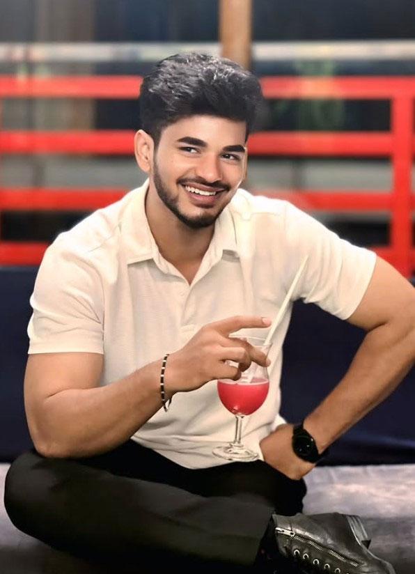 BB9: Demon Pavan Wins Captaincy