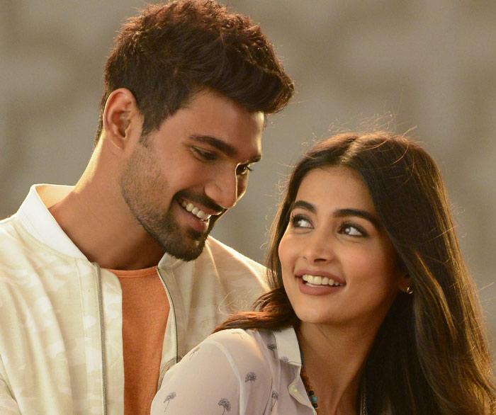 Bellamkonda Seenivas Film Shooting at Pollachi