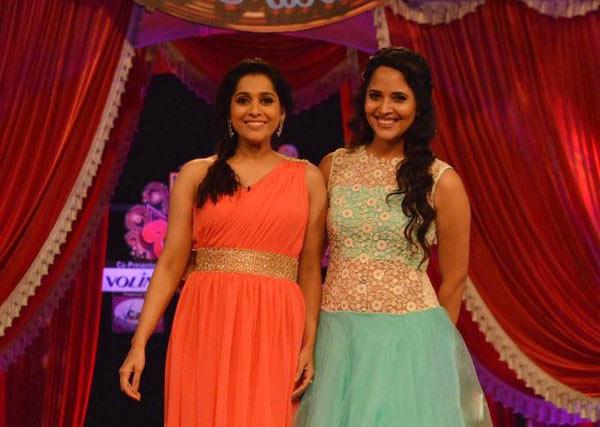 Big Change in Jabardasth Anchors Dress