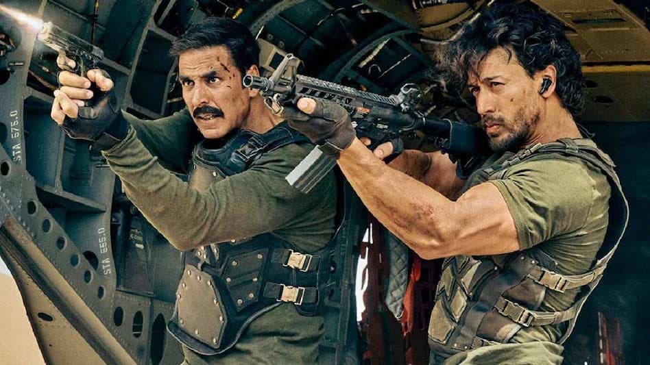 Big shock for Akshay and Tiger