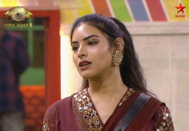 Bigg Boss 5: First Manas, Second Siri