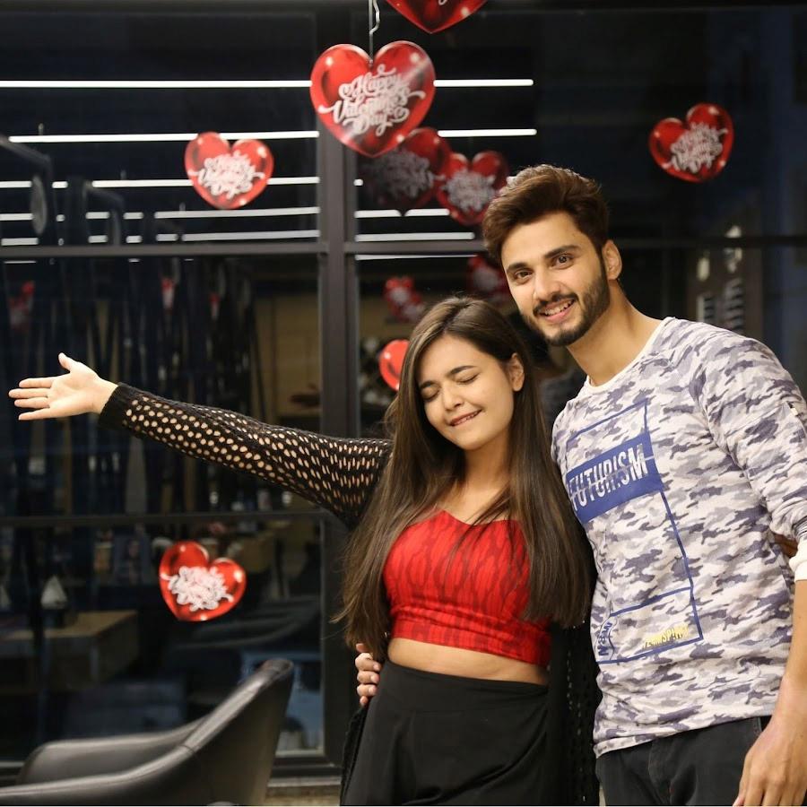 Bigg Boss 6: Is romance necessary in public?