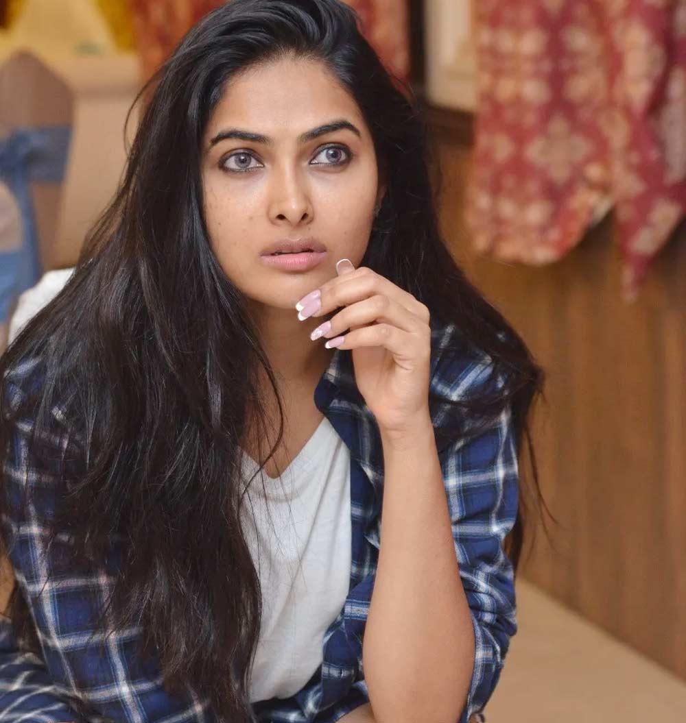 Bigg Boss Divi Breakup Story