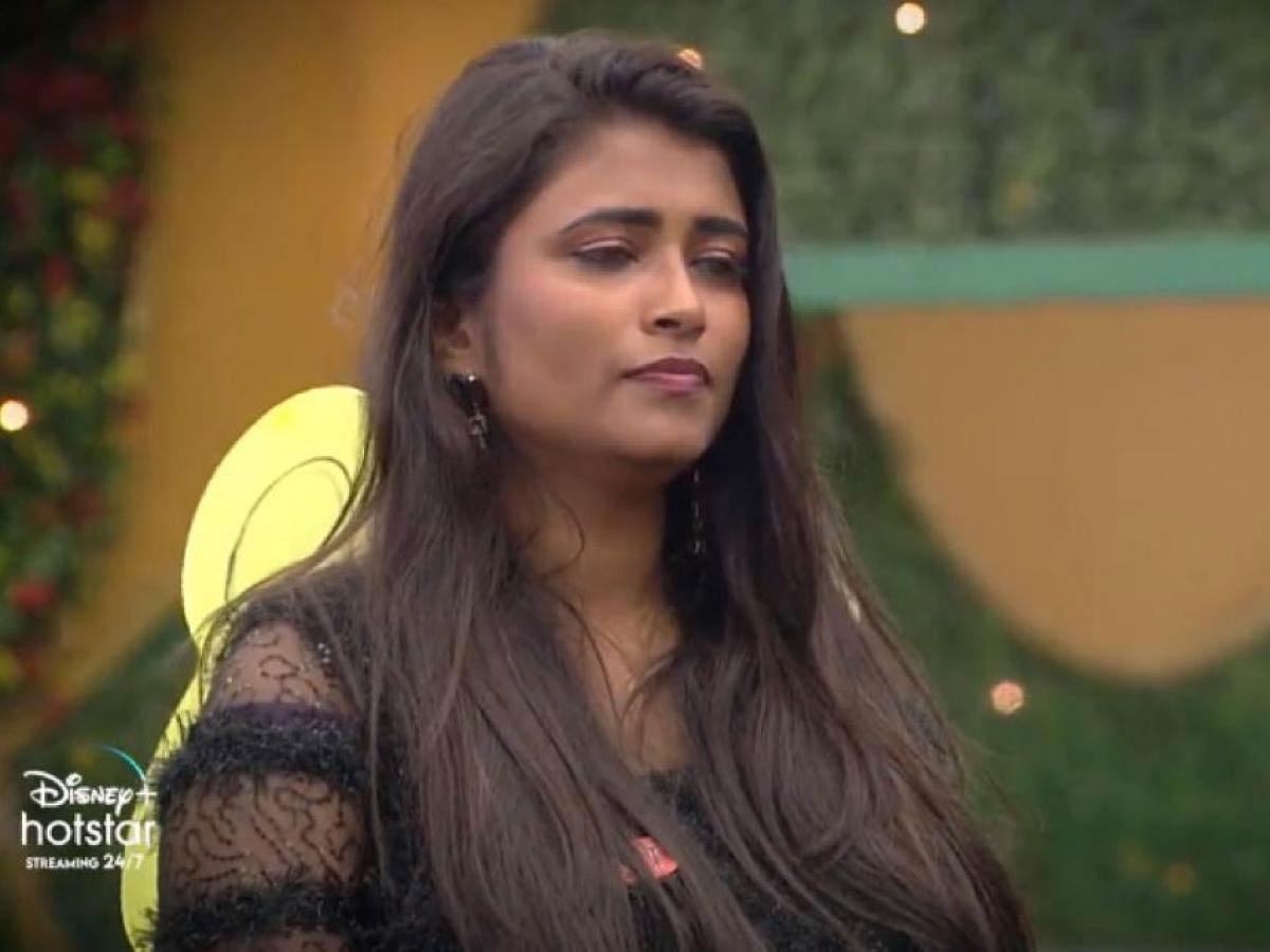 Bigg Boss Geetu Royal incognito?