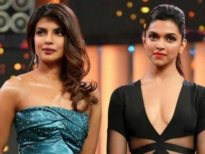 Bollywood Top Heroines in RRR Movie