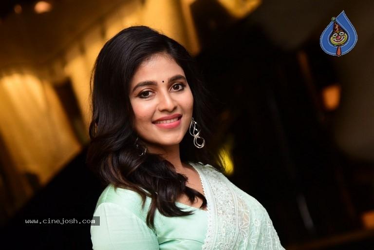 Chance for Anjali in f3