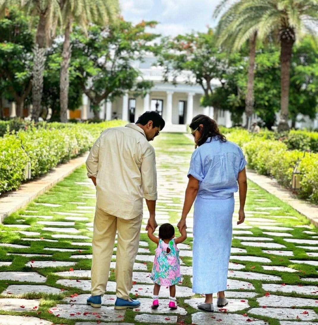 Charan-Upasana anniversary pic with Klin Kaara