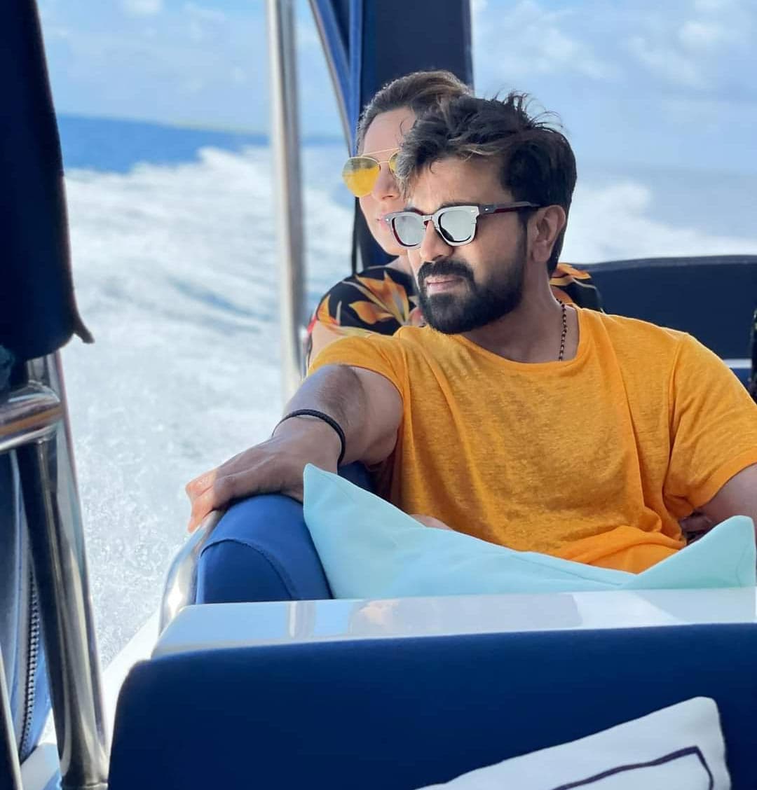 Charan-upasana enjoyment in Maldives