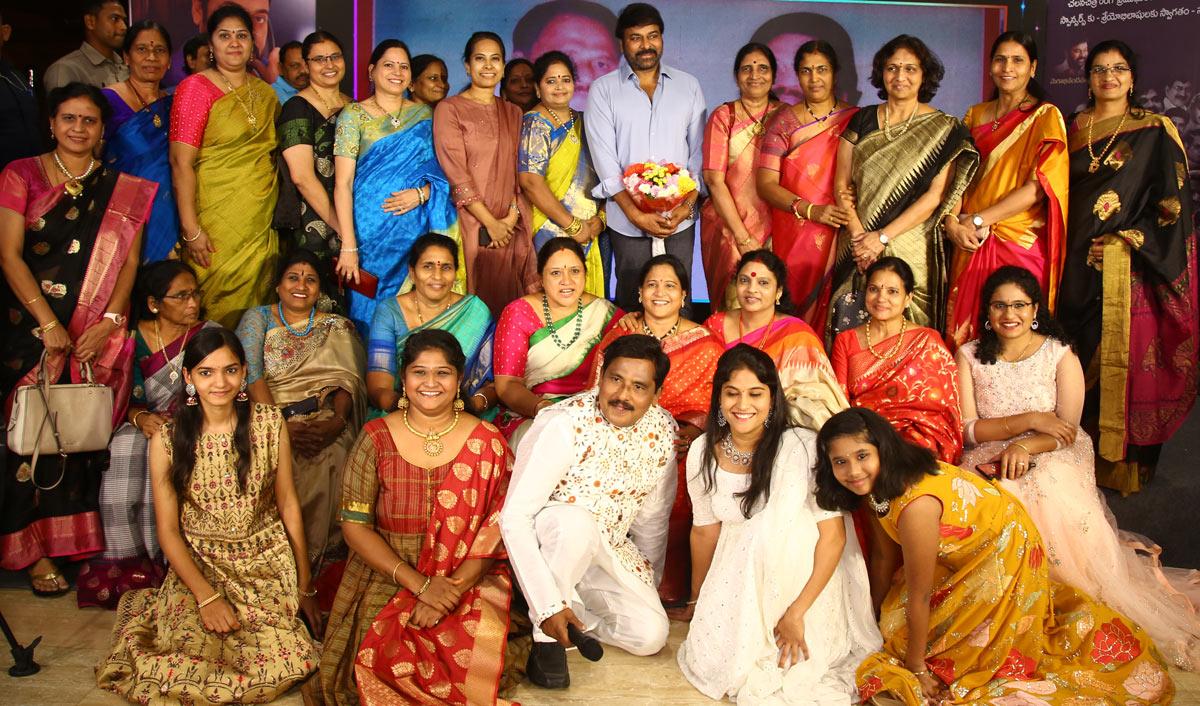 Chiranjeevi launches Journalist Prabhu Book