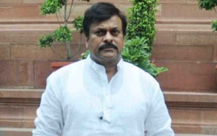 Chiranjeevi no Response on Maa Issues