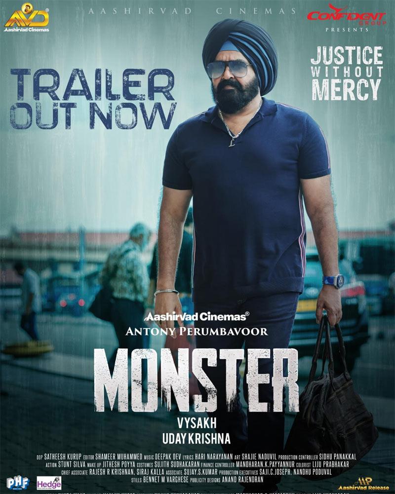 Chiru, Nag, and Venky are all smiles on Monster remake