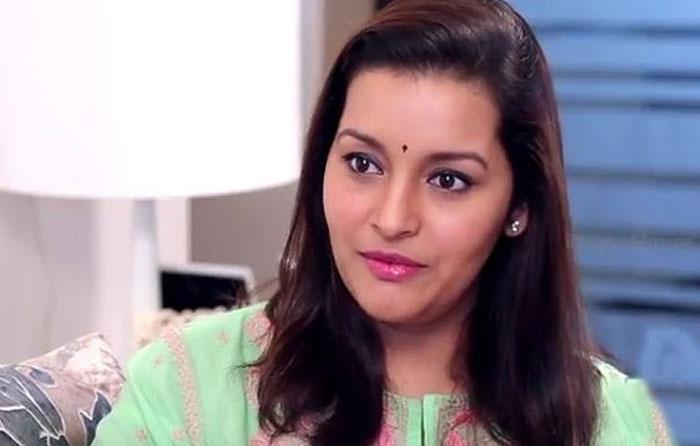 Clarity on Renu Desai Re Entry