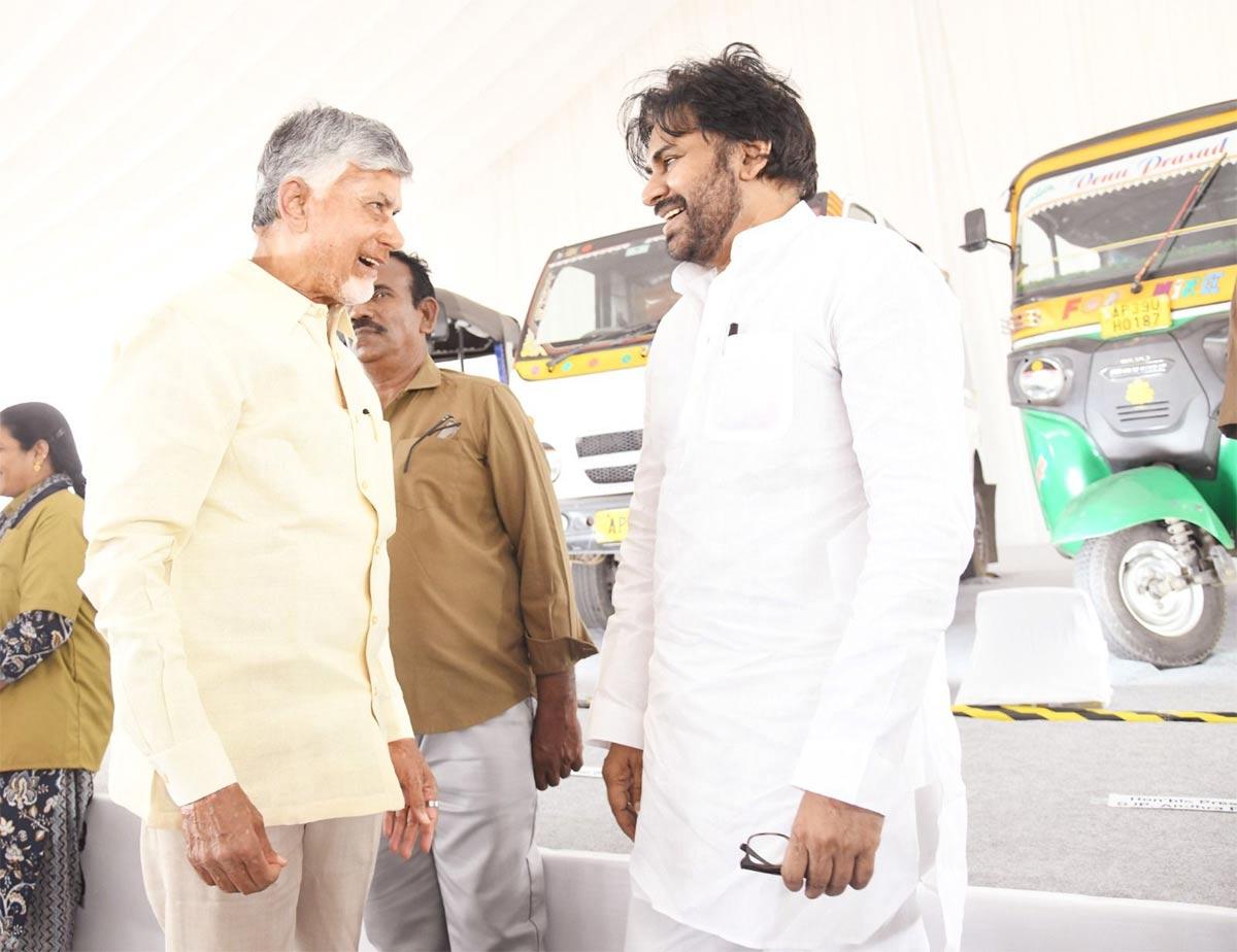 CM Chandrababu And Pawan Kalyan Friendship