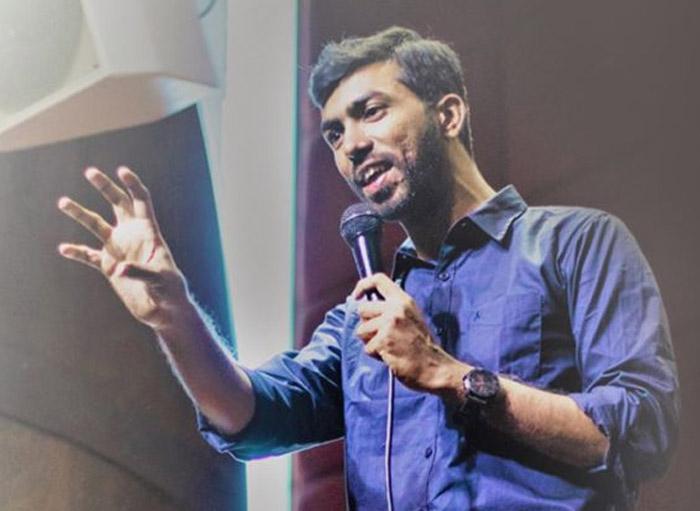 Comedian Manoj Prabhakar says sorry to Mahesh and His fans