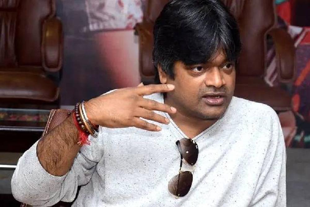 Confident Harish Shankar waiting for Pawan Kalyan?