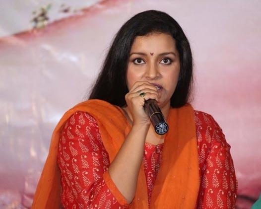 Curse if you want peace of mind: Renu Desai