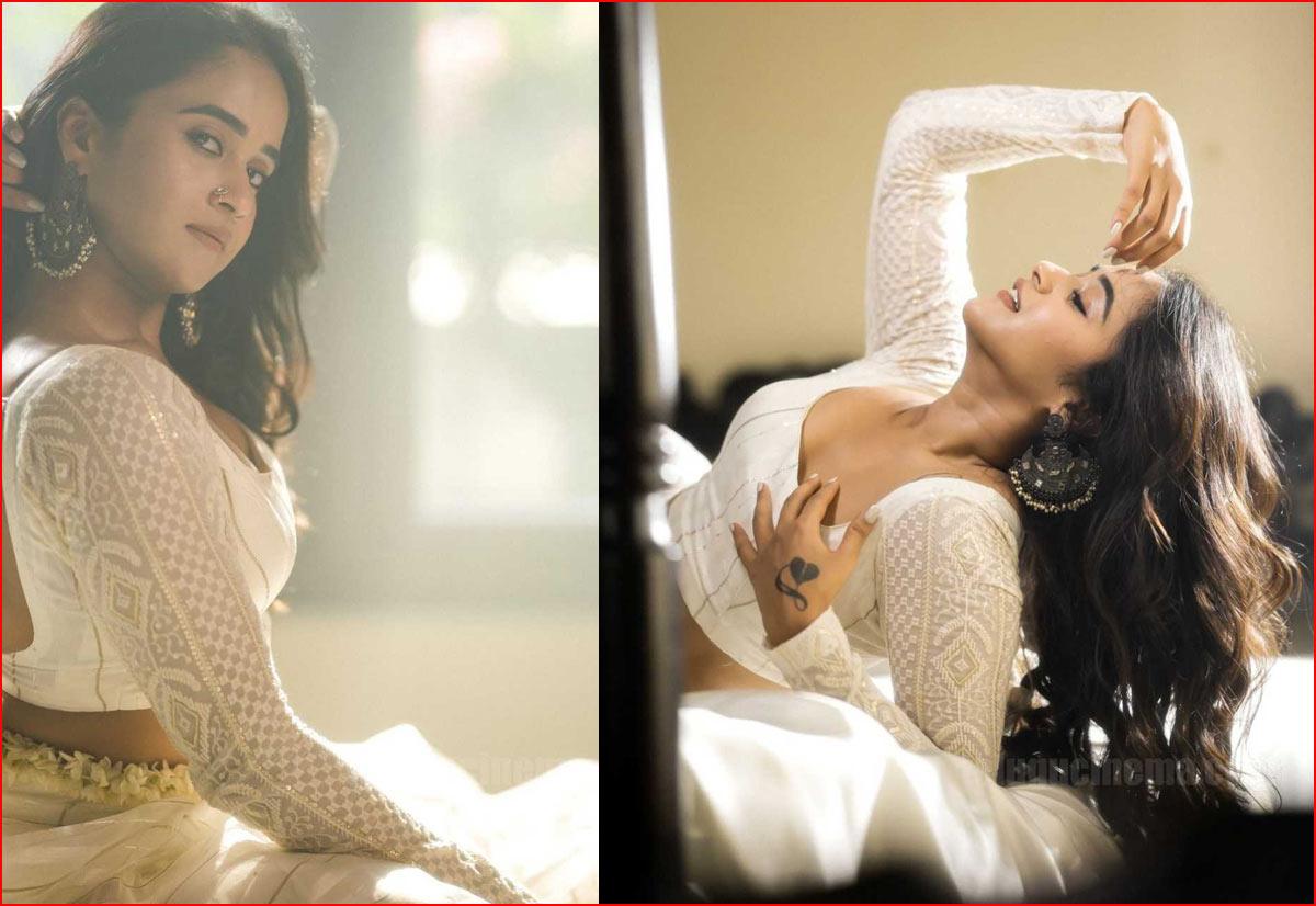 Deepthi Sunaina latest photoshoot goes viral