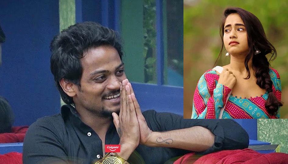 Deepthi Sunaina Tears - Shanmukh Enjoyment