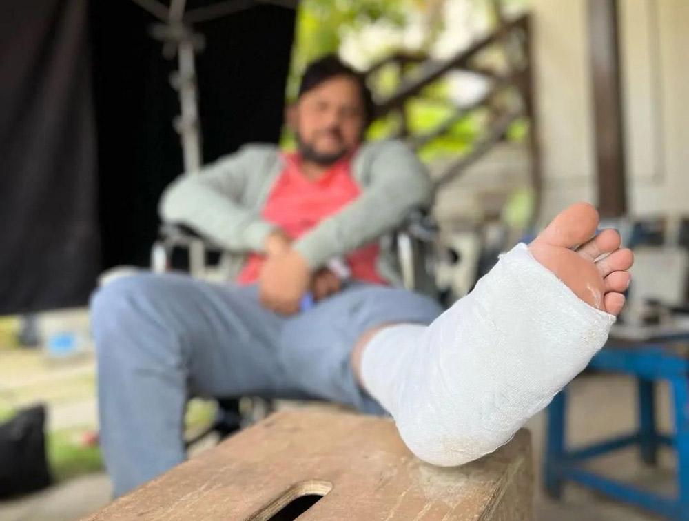 Director Surender Reddy Injured in Agent Film Shooting